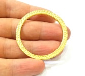 2 Gold Hammered Circle Charm Pendant Gold Plated Circle 47mm G7871 - Etsy