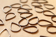 50 Pc. Gunmetal Plated Teardrop Links: 16mm by 11mm FI-403 - Etsy