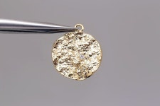 Textured Gold Coin Charm With CZ, Hammered Round Disc Pendant [H1304-2PCS/20PCS] - Etsy