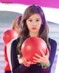 가생이닷컴>커뮤니티 > 방송/연예 게시판 > 빈폴 스포츠 사나, 지효 ~