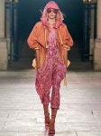 Isabel Marant S/S 22 Show (Isabel Marant)