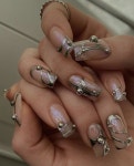 재니네일 🥚jennynail | #재니네일 #재니네일한남 #재니네일성수 ╰(*´︶  `*)╯♡jenny pick 🧼 ☑️매일밤 당일시술사진과... 