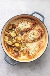 갈비찜? 해물찜? 난 둘다! 갈비찜과 풍성한 해물이 만나 매콤한 소스에서 춤을 춘다 :) 매운해물갈비찜