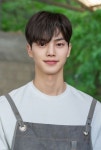송강 증명사진