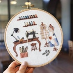 조이스티치 프랑스자수 on Instagram: “사랑스런 초급반 완성작품이에요💕 같은도안이지만 모두다른... 각자의개성과 느낌이... 