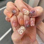 재니네일 🥚jennynail on Instagram: #재니네일 #재니네일한남 #재니네일성수 마그넷젤 장인..🦥젼쌤♡。·˚˚· ·˚˚·。♡ ☑️매일밤... 