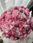 FRENCH FLOWER SHOP LA REVE 라레브 в Instagram: «꽃을 디자인하다. THE FRENCH FLOWER SHOP LA REVE . 남녀노소 누구나 좋아하는... 