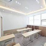 화이트&우드 따뜻한 분위기의 8평 공유주방 인테리어 (동작구 신대방동)