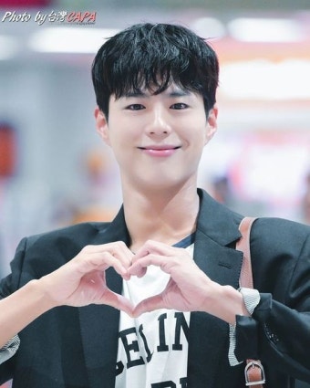 Park bo-gum 朴寶劍 ( 박보검)에 있는 redactedfnubsaw님의 핀 | 배우, 김석진, 달빛