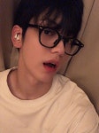 수빈 안경