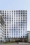 Building - Facade에 있는 Jinah Hwnag님의 핀