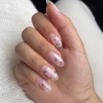 이뿐 #생화네일 repost : @ruah_nail #루아의뷰티랩... ⠀⠀⠀⠀⠀⠀⠀⠀⠀⠀ ⠀⠀⠀⠀⠀⠀⠀⠀⠀⠀ 이뿐 #생화네일 repost... 