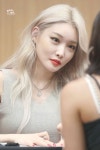 Pin de Dktmfl15 em CHUNGHA (청하)
