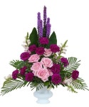 Pin by 지현 on 빠른 저장 in 2025 | White flower arrangements, Flower arrangements, Corporate flowers