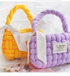 자이언트 튤립가방(Giant Yarn Tulip Bag) 자이언트 튤립가방(Giant Yarn Tulip Bag) | 손가락 뜨개질, 크로셰 뜨개질 디자인, 손뜨개 가방