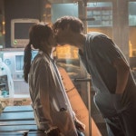 낭만닥터 김사부 2 : 비하인드 포토 : 심폐소생술 거부한 여원장님을 살린 김사부의 앞날은?! : SBS | Dr. romantic, Romantic doctor... 