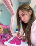 ★ : hayun (하윤)
