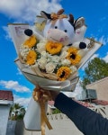 flowers에 있는 핀 Sunflower and Daisy Bouquet in Brown Paper