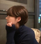 여리여리 사랑스런 무드의 #베이비브라운 컬러🐰 끝머리가 가벼운 일자단발 #태슬컷 📍서울시 강남구 선릉로 155길 25, 2층... 