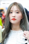 [💌 #fromis_9] 오늘 더쇼에서도 귀엽고 예쁘고 다 했던 버건디 프롬이들 ❤️ 심쿵하게 만드는 프롬이 셀카 보면서 오늘 하루도... 