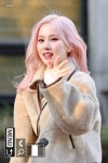 「!! GFRD (여자친구/비비지)」おしゃれまとめの人気アイデア｜Pinterest｜୨ jen ୧ | Gfriend ウナ, ヨジャチング, 有名人