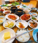 만국유람기 오랜 메인으로 나왔던 근수씨가 운영했던 육회는 그집에서 처음먹고 반했던 해운대 그 육사시미! 마늘 소스 정말…”