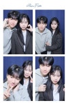 인생네컷 포즈 세명