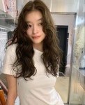 Long hair permanent에 있는 Ria님의 핀 | 히피 헤어스타일, 웨이브 헤어스타일, 긴 헤어스타일