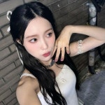 ★ : hayun (하윤)