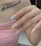 꼬언니네일#(GGO UNNI NAIL) | 좋아요 1,169개, 댓글 8개 - Instagram의 꼬네일(@ggonail)님: "#꼬네일 #봄네일 #풀스톤네일 🌸 . . #꼬네일2월이벤트 ✔️ 150.000...