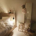 다람쥐경이 on Instagram: “너무 좁아서 찍지도 못하겠다.. 베란다 테이블위에 미니멀라이프하자며 올려두다보니 어느새..... 