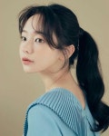 홍대미용실 아르결 소라 원장 [허쉬펌 허쉬컷 레이어드컷 레이어드펌] on Instagram: "내츄럴하게 뻗는 텍스처가 매력적인 시그니처...