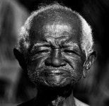 #유행의탄생 #안경 쓴 여자