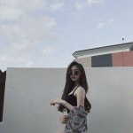 Pin page 오지은 on Instagram: “체크블라우스 업뎃👻 #오앤지” | Ropa coreana, Ropa, Chica de asia