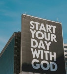 사람들은 자주 사용하는 스마트폰 앱 3개로 80%의 시간을 보낸다