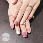 홍대/연남/신촌/합정/이대 마이쮸네일 on Instagram: “#홍대네일 #마이쮸네일 #홍대역3번출구도보1분 . . . ⭐️머메이드⭐️by주영... 