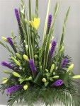 Pin page Church flower arrangements에 있는 Sallysuetyi님의 핀 | 꽃꽂이, 꽃꽂이 꽃, 제단 장식