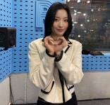 Pin page Ghim của Rif trên fromis_9 (프로미스나인)