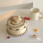 케이크 Pin by Joane Lo on cake | Cake cafe, Birthday cake decorating, Simple birthday cake