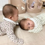 Pin page 알콩달콩맘 on Instagram: 어린이집 수료식 하는 날 💕 새학기에는 고민끝에 분반을 해보려고해요  #쌍둥이분반... 