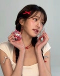 Pin page Pin by Hiveᰔᩚ on 장원영 | Young, Baddies