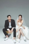 리유스튜디오부터 클로드유, 모스트스튜디오, 느와르블랑,… 인물 중심 스튜디오👰🤵 ㆍ 두 사람의 자연스러운 포즈와 표정이... 