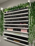 1422 네일반짝] 화이트톤의 심플하고 깔끔한 6평 네일샵 인테리어 | Salon interior design, Nail salon interior design, Nail salon decor