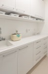 부산 맘편한정신건강의학과 | 1204디자인 부산 맘편한정신건강의학과 | 1204디자인 | Mental health clinic, Reception design, Clinic