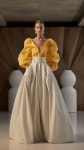 Pin page Womens fashion에 있는 Irina Da님의 핀 | 옷감, 패션 의상, 패션 디테일