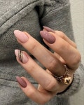 히유네일(HUE nail) | 65+ Romantic Short Valentine's Day Nail Ideas For February | Artist Hue pale pink with chrome nails | 네일아트