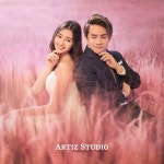 #pinkgrass pink the love between @thejianhaotan and @debbwie. Cant image the prewedding photos were taken indoors😲. @artizstudio.... 