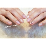 #겨울네일 #자개네일 #스팽글네일 #크리스마스네일 #테두리네일 #스톤네일 #패디큐어 #christmas #강스네일 #애오개역네일샵... 