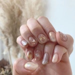 yuria / 유리아はInstagramを利用しています:「. 前の投稿のネイル全体ver. pink × brown × beige ❤︎」