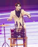 Pin page Pin de 소희 em 박서진 em 2024